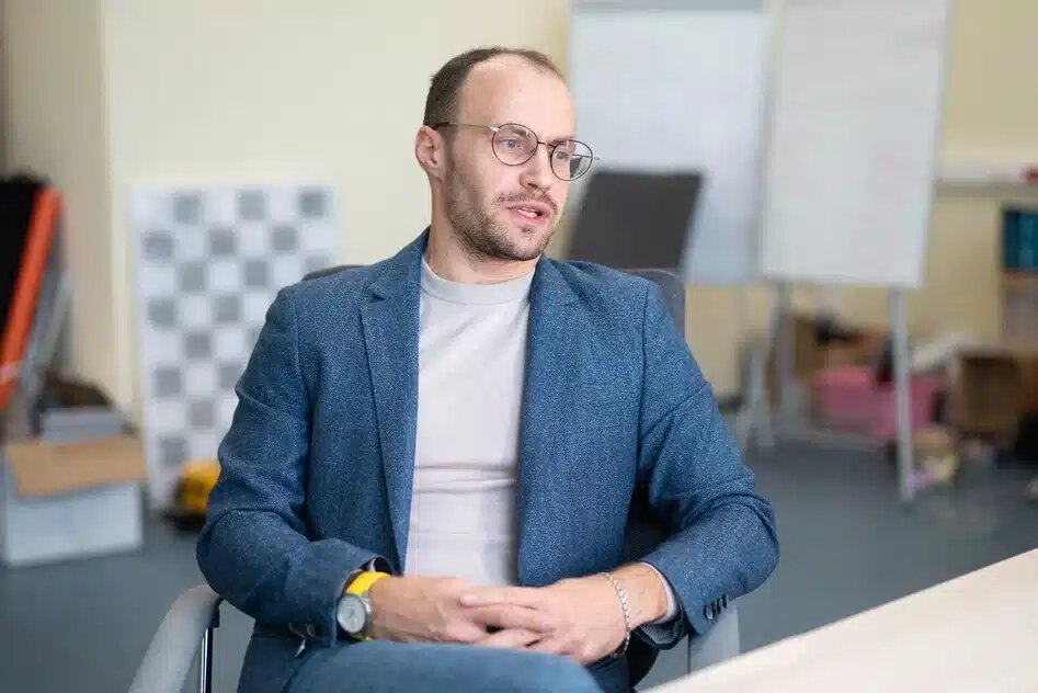    Александр Панов, руководитель научной группы «Нейросимвольная интеграция» в Институте искусственного интеллекта AIRI / © Центр научных коммуникаций МФТИ, Анастасия Каплина