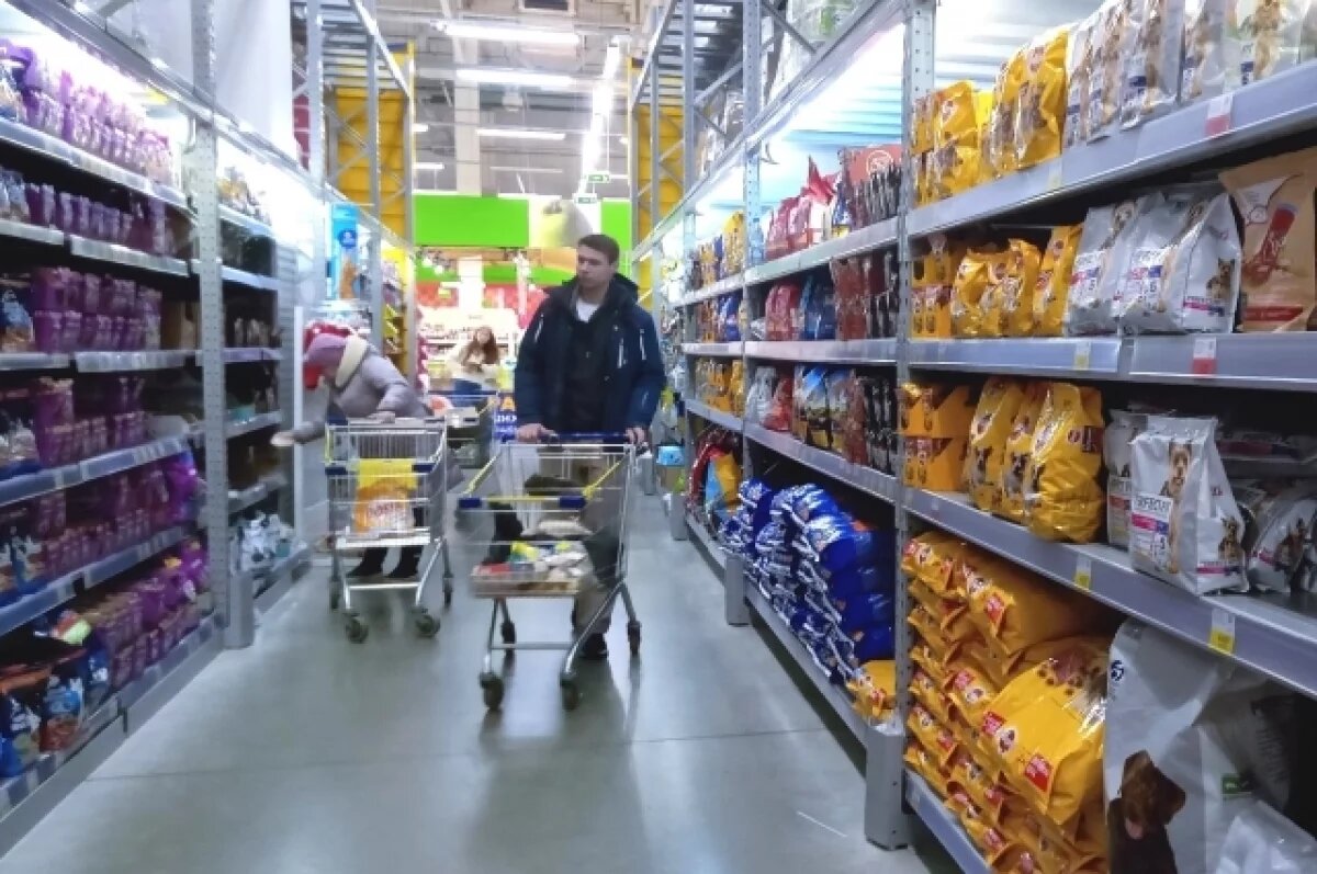    1,3 триллиона рублей составил оборот розничной торговли на Среднем Урале