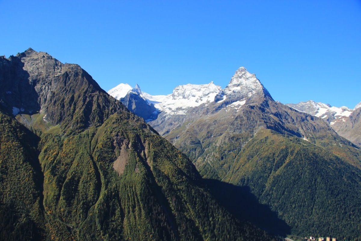 Белалакая - жемчужина Домбая