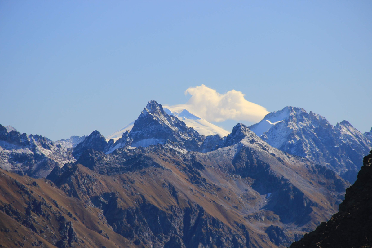 Облака над Эльбрусом