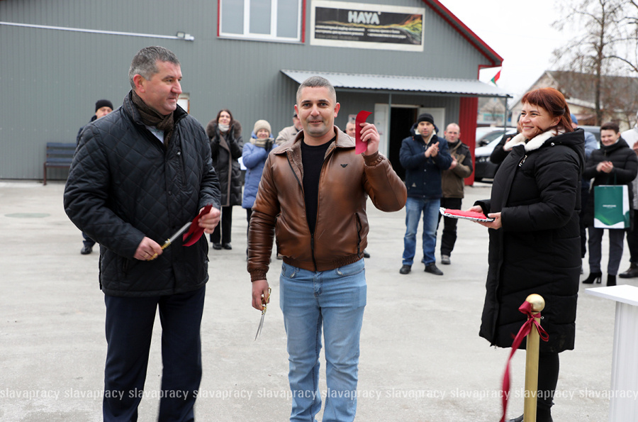     В Копыле открылась автомойка самообслуживания