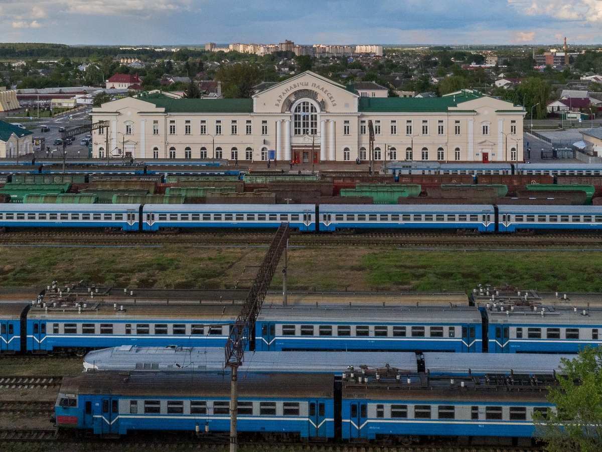 Вокзал на станции Барановичи-Полесские