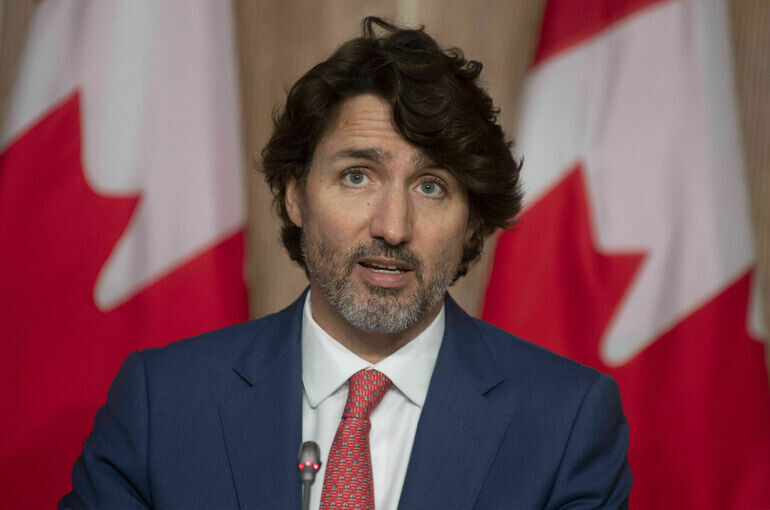   madison.beer / Flickr / Public domain