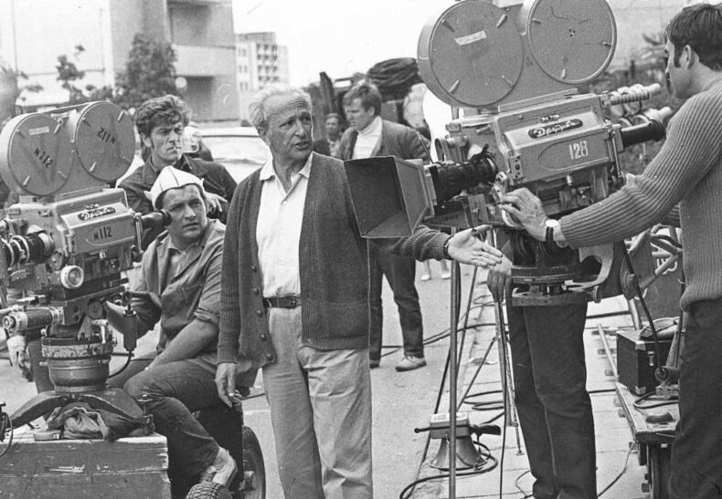 Кинорежиссер Илья Фрэз на съемках фильма «Чудак из пятого „Б“» , 1972 год. Фото: Кинориум