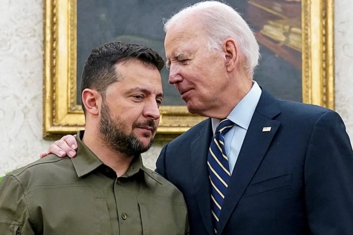    Владимир Зеленский с Джо Байденом.