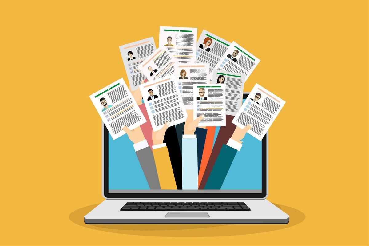 Так ваши резюме видит рекрутер. И на каждое — пара минут. Источник: Shutterstock📷
