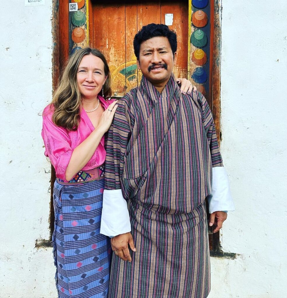 Когда мы познакомились, я подумала «Восемь языков знает, взгляд интеллектуала — вот бы детей от такого».