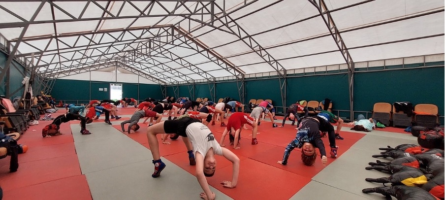 Физические занятия в лагере