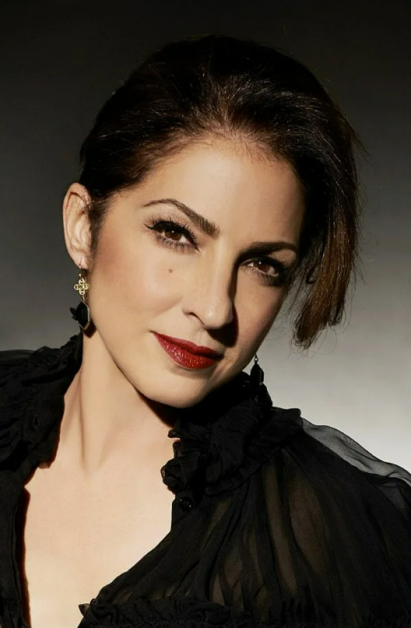    Глория Эстефан