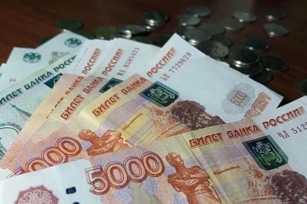    В Тульской области медработники старше 60 лет продолжат получать выплаты