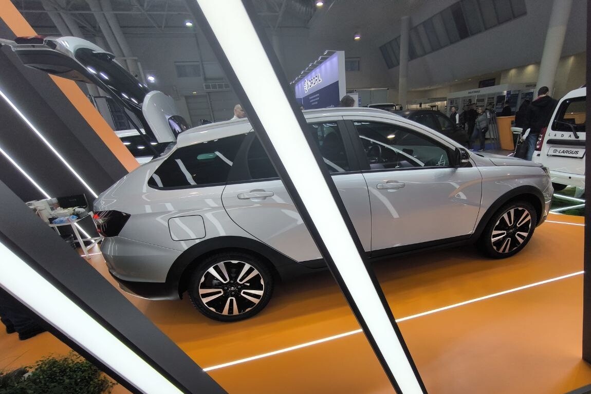 Листайте вправо, чтобы увидеть больше изображений