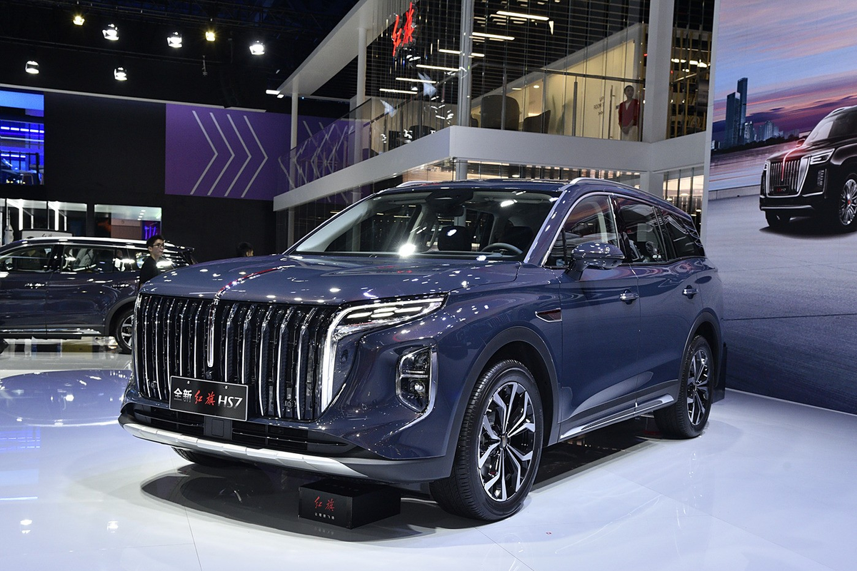 Hongqi HS7