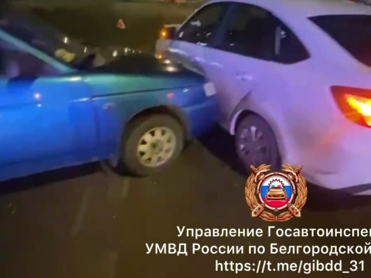     В Старом Осколе столкнулись «ВАЗ 2110» и «Лада Гранта»: пострадала женщина, фото: скриншот видео со страницы t.me/gibdd_31