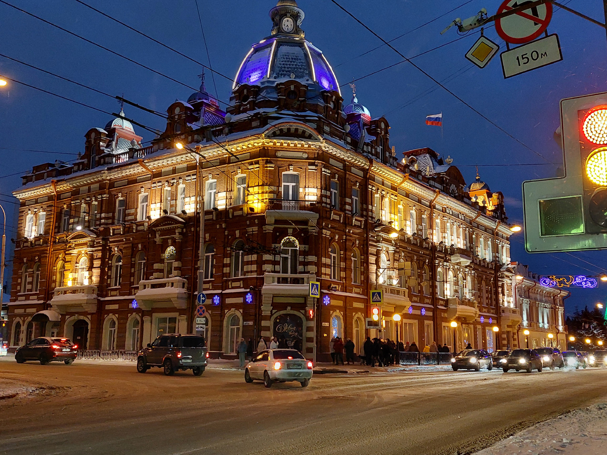 Томск,  на проспекте Ленина. Фото Natalya Dolidenok