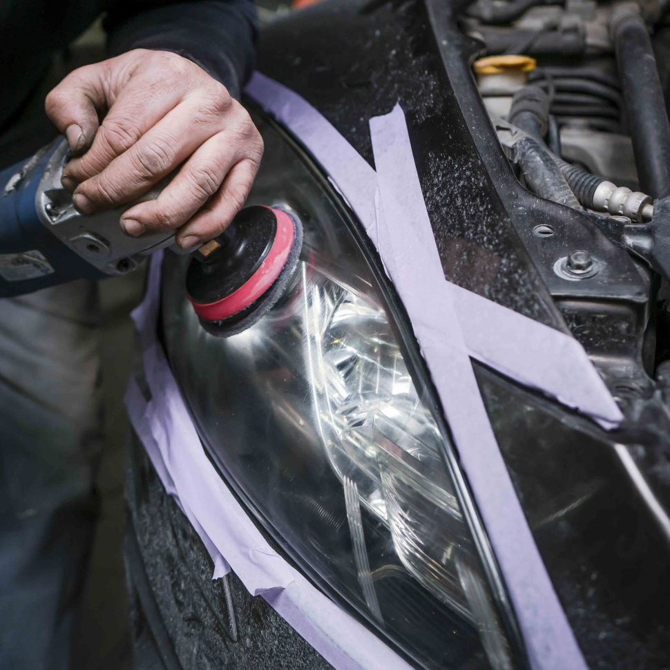 Полировка стекла фары