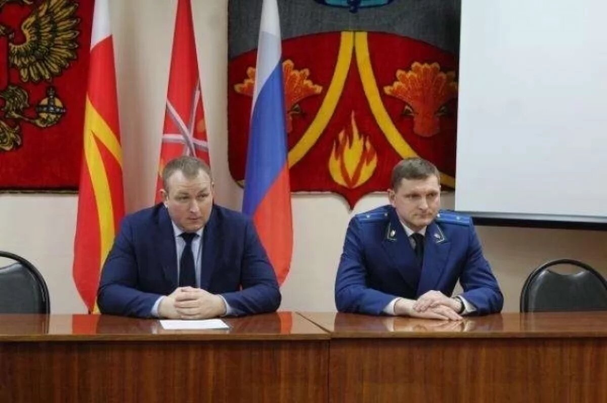   Новый прокурор Киреевского района ранее служил следователем в Дагестане