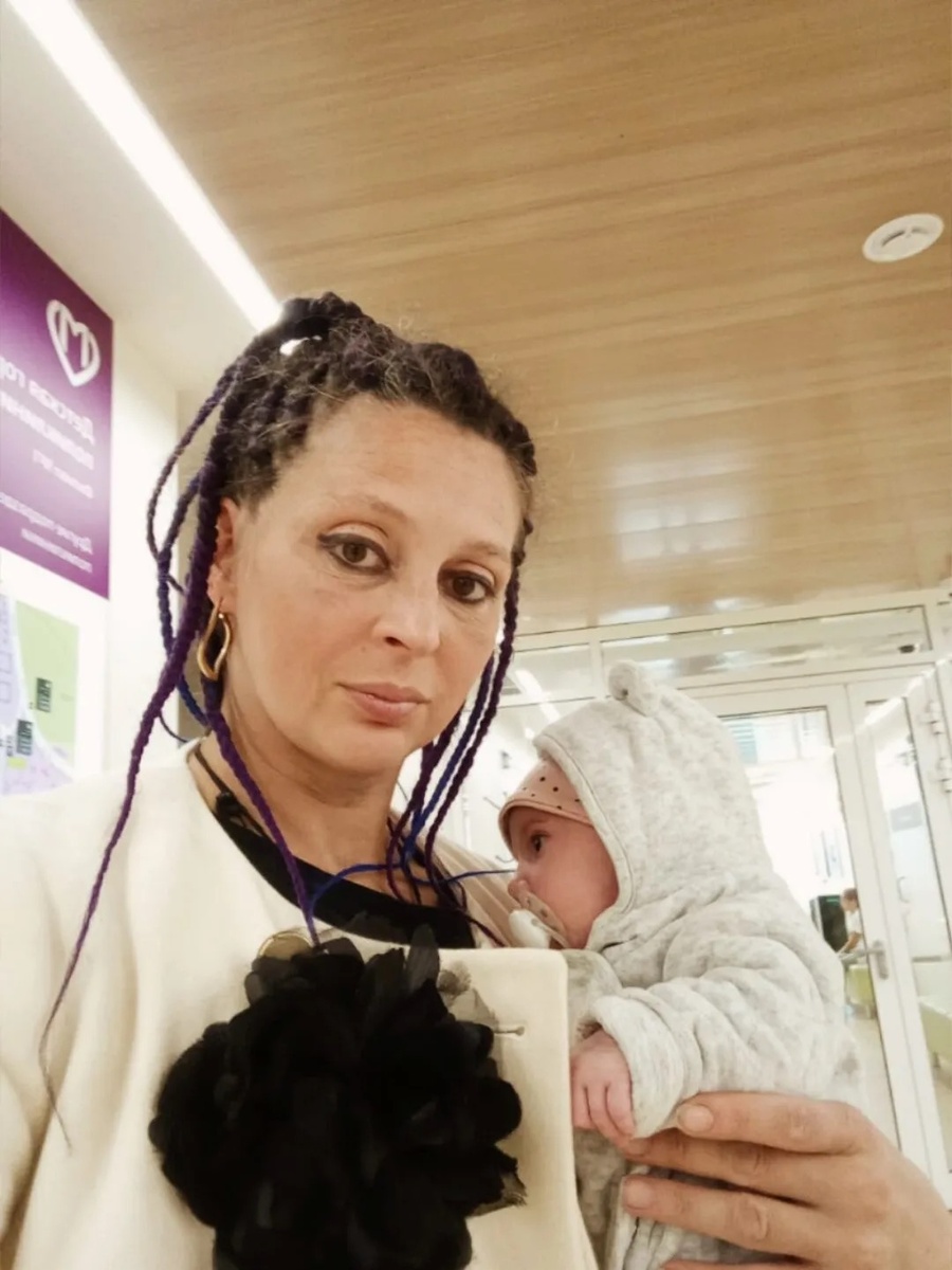 Инна со свим четвёртым ребёнком