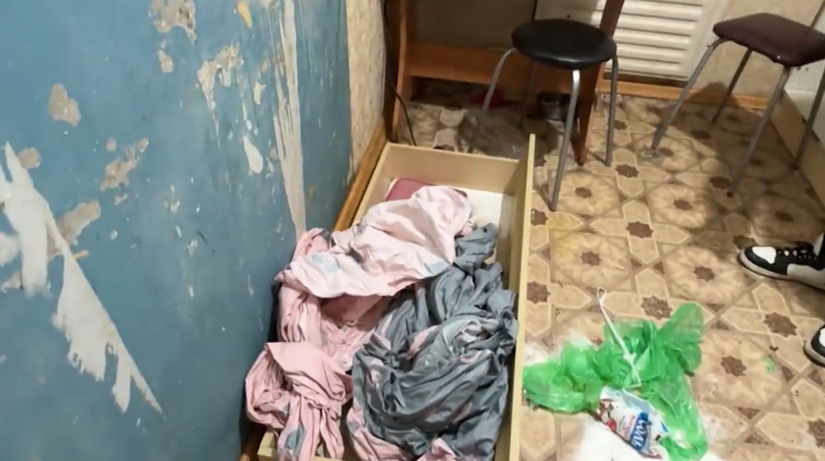 В таких условиях жил Вадик. Фото: НТВ