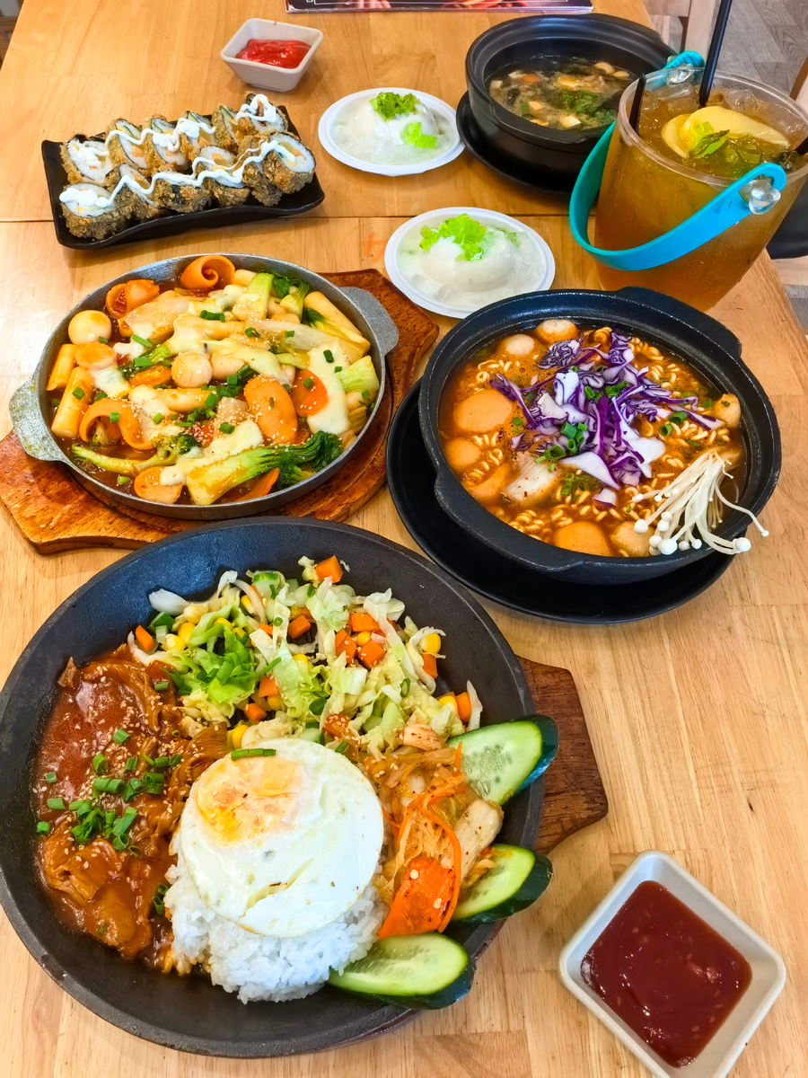 Полноценный обед на двоих за 8 $ в городе Туйхоа