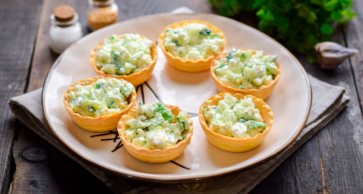 Тарталетки с адыгейским сыром. Источник: evakuatop.ru