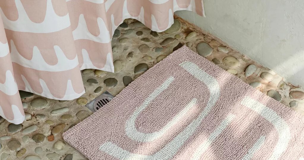 Как ухаживать за шторой для ванной