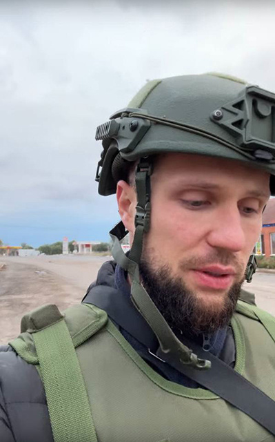    Алексей Золотарев эвакуировал земляков за рулем автобуса, сейчас развозит в приграничье продукты и лекарства