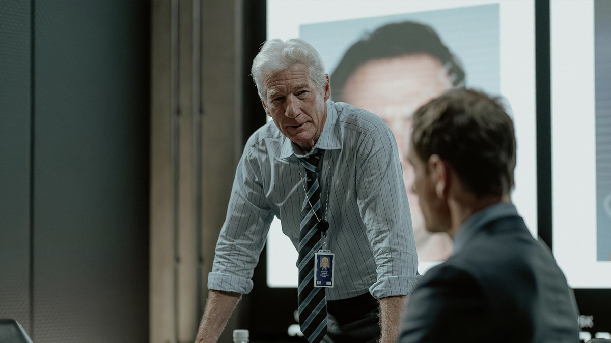 Кадр из сериала "Агентство" (Сезон 1)