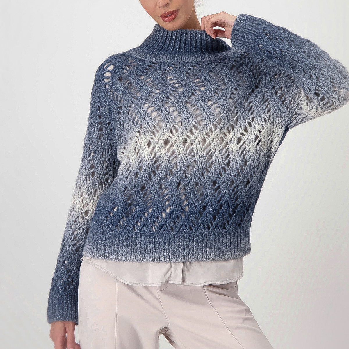 Ажурный джемпер Monari, схема узора доступна на Бусти