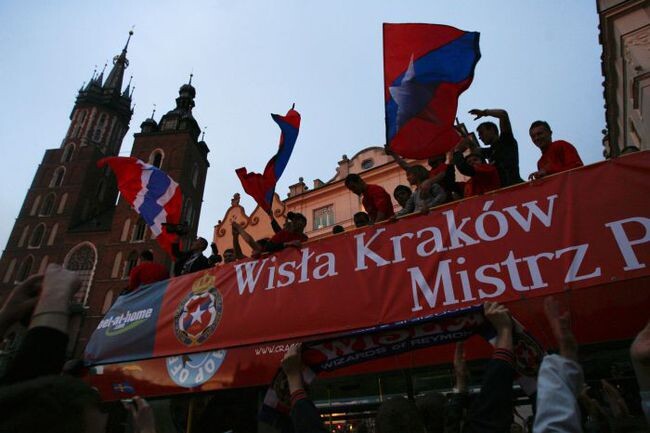 Празднование чемпионства в 2011-ом...