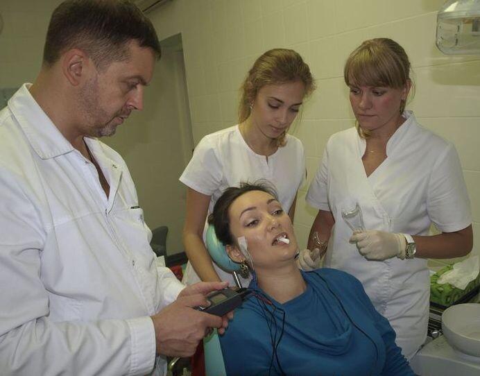 Диагностика прикуса аппаратом ТЭНС.