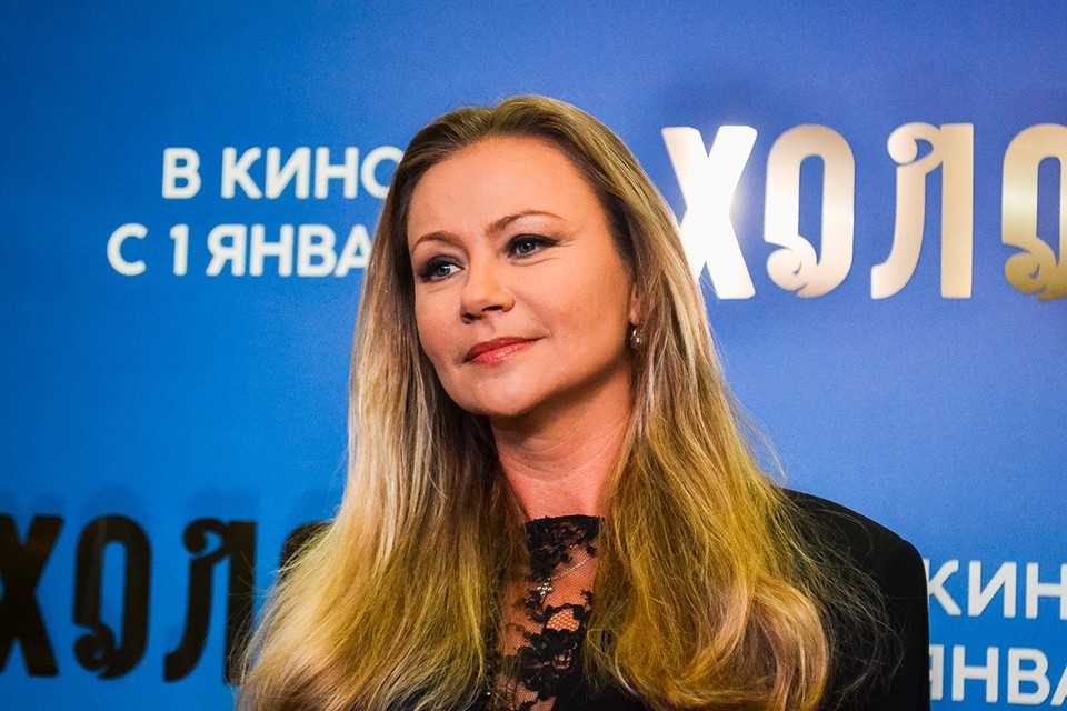    Мария Миронова Даниил ОПАРИН