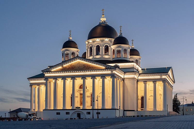 Соборная площадь и собор после реставрации. Фото из открытых источников