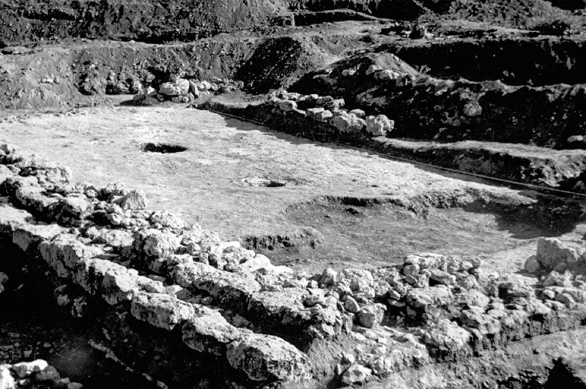    Место раскопок Неаполя скифского — столицы скифского государства в Крыму 3–4 веков до нашей эры. 1967 г.