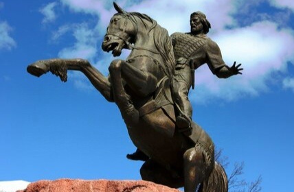 Памятник Евпатию в Рязани