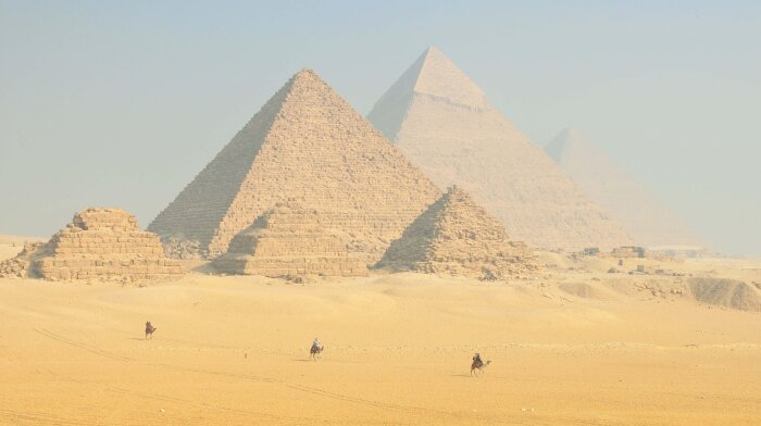 При строительстве пирамид квадратные метры фараонам обходились намного дешевле / Фото: pxhere.com