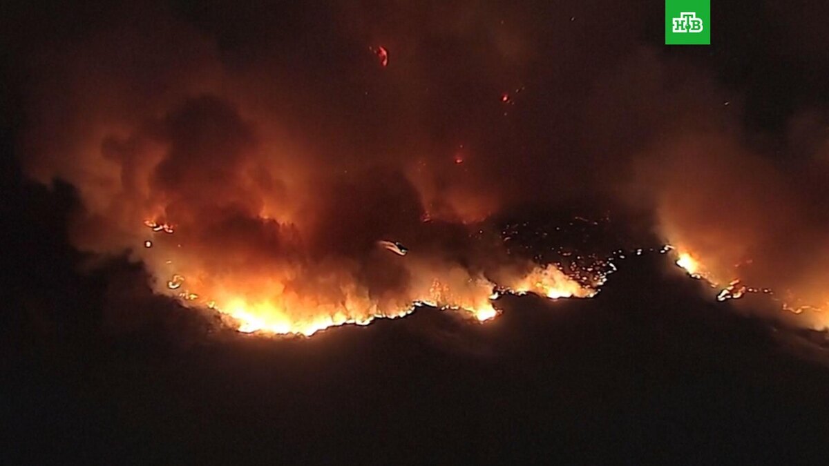    Власти расшили зону эвакуации    из-за    грандиозного пожара в Малибу