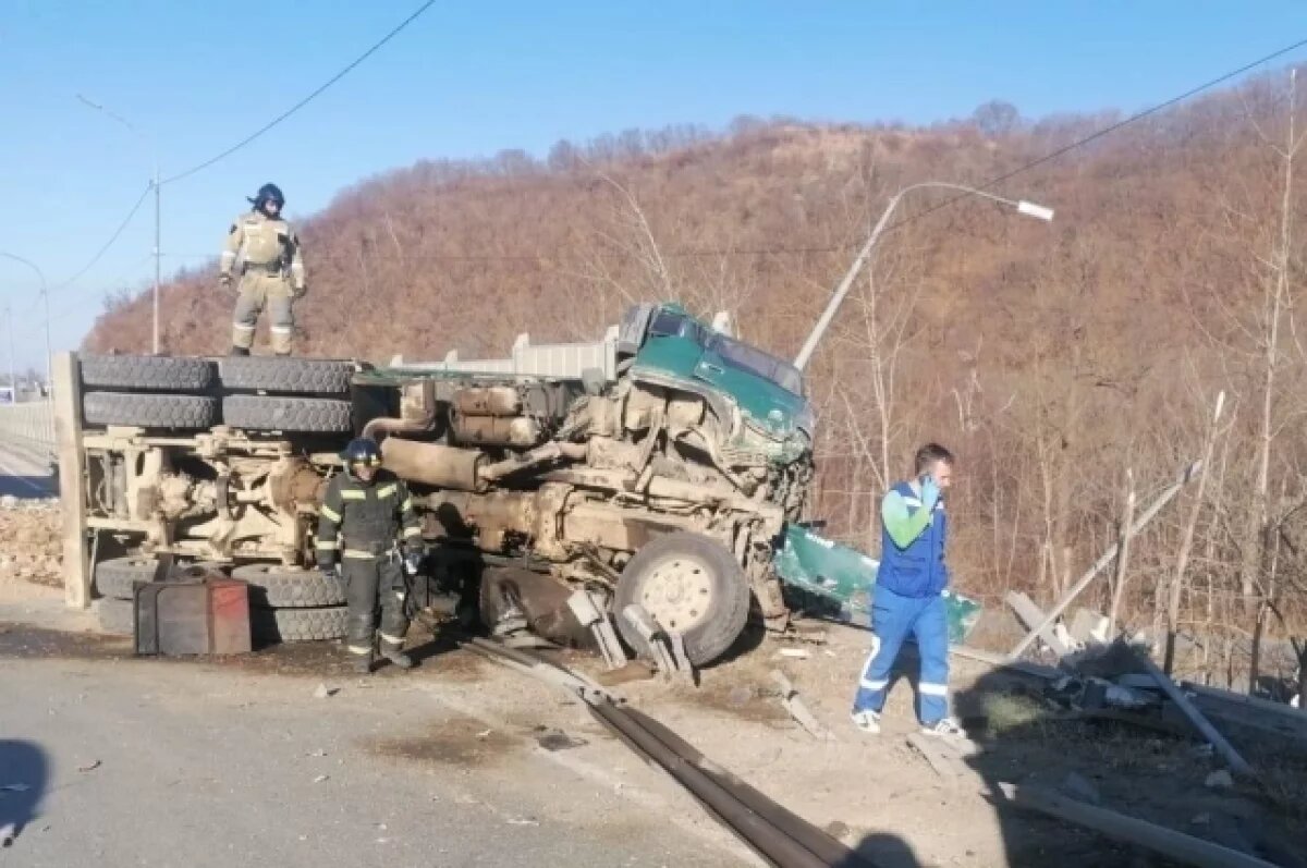    ГАИ Владивостока раскрыла детали смертельного ДТП с большегрузом