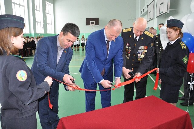    Парта Героя афганца Фото: пресс-служба Пограничного управления ФСБ России по Хабаровскому краю и ЕАО