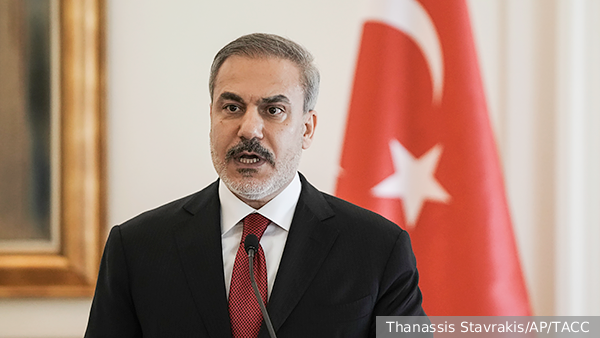     Фото: Thanassis Stavrakis/AP/ТАСС   
 Текст: Максим Попов