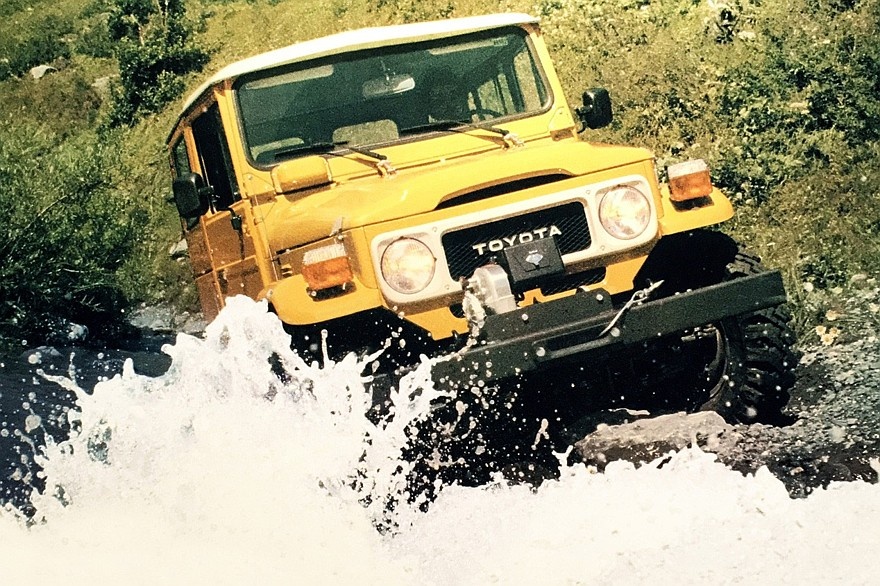 Toyota Land Cruiser (40) 1960–1984Реклама