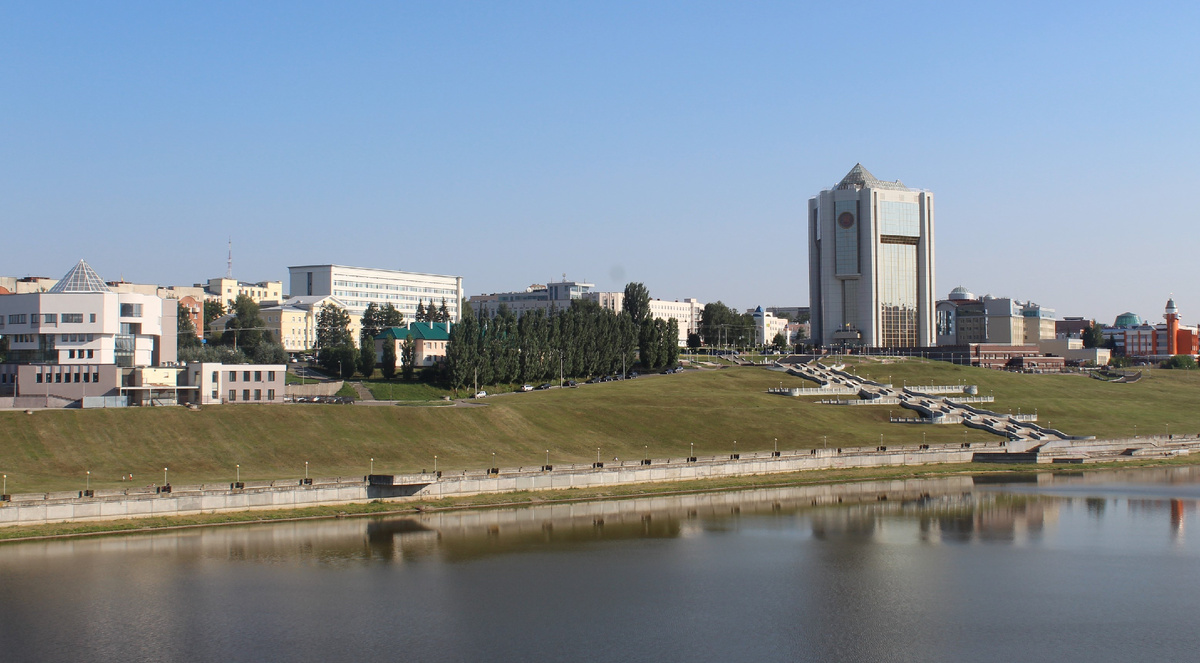 Вид на административный центр Чебоксар