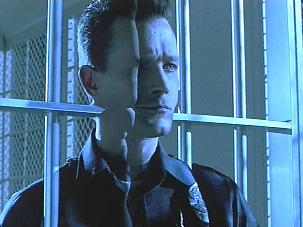 Визуализация прохождения электрона через две щели.