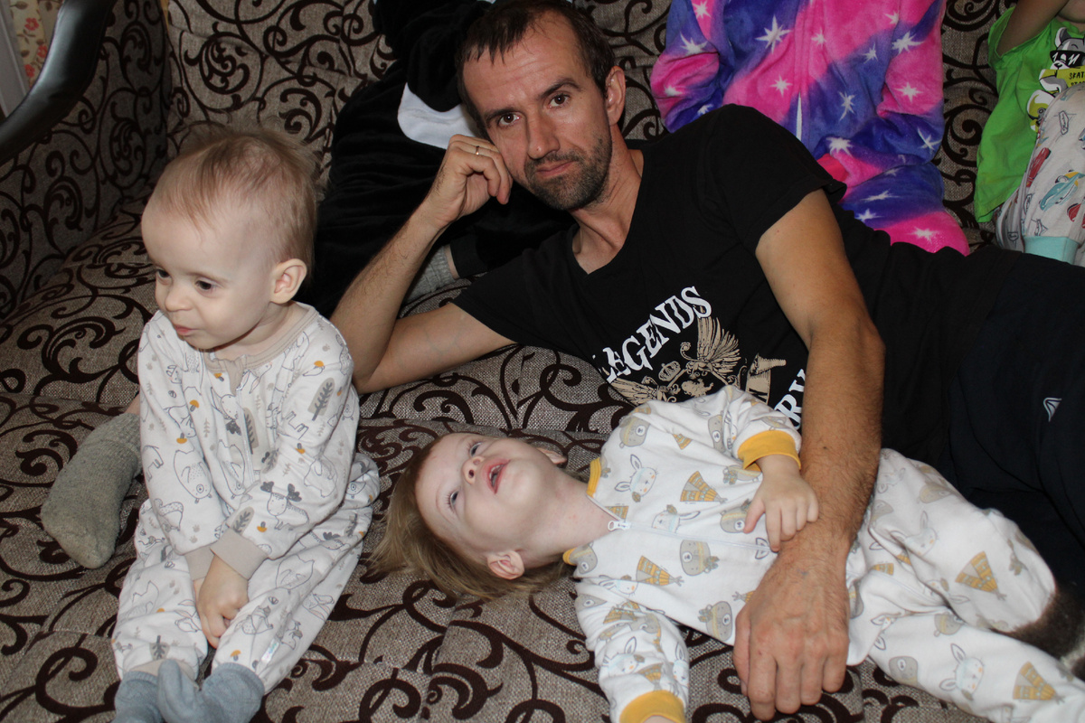 вот их в центр