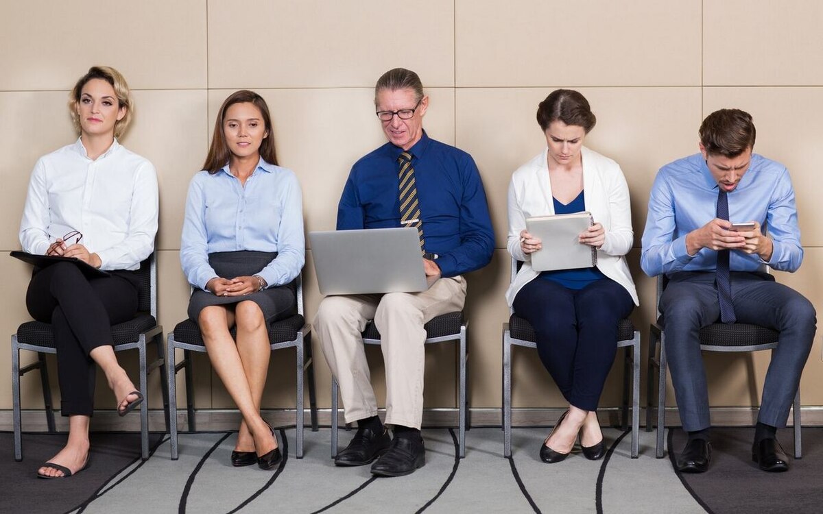    Назван топ-7 профобластей с наибольшим числом активных вакансий в Липецкой области от katemangostar на Freepik