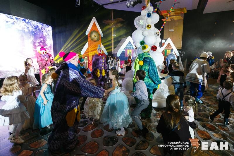    ЕАН / Общественница призвала вести дресс-код на праздники