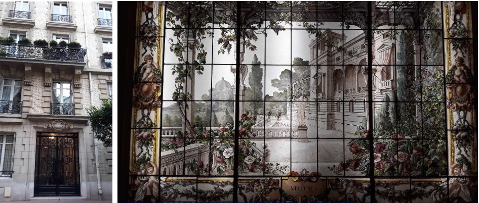 Слева: вход в дом №2 на площади Ля Брюер в квартале Пигаль в Париже. Справа: витраж в общем вестибюле этого дома. 
