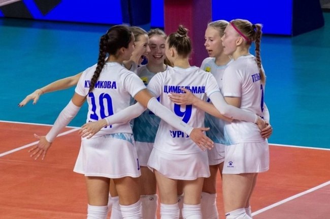    Волейболистки СурГУ