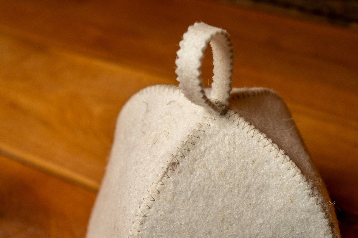 Банная шапка из войлока