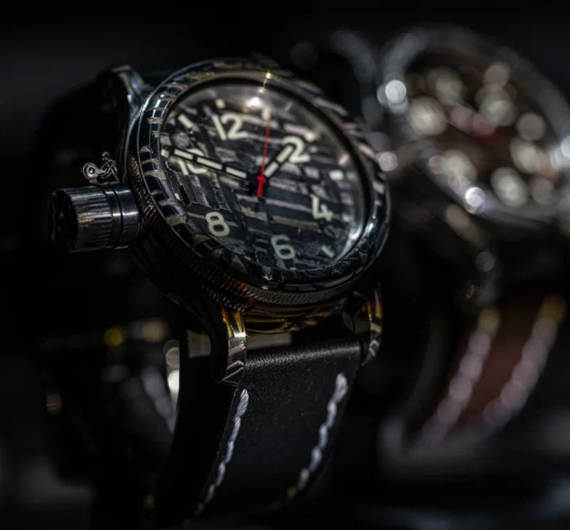 Часы из коллекции "Космос"