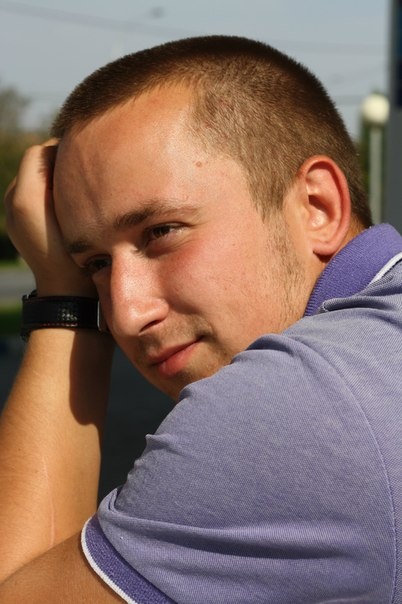 Ванюше здесь года 22/23. Просто нравится фото…